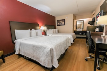 Deluxe Room, 2 Double Beds (Smoke Free)