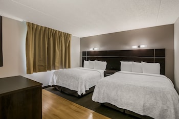 Standard Suite, 2 Queen Beds (Smoke Free)