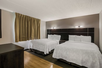 Standard Suite, 2 Queen Beds (Smoke Free)
