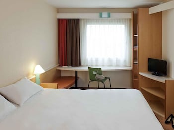 Double Room, 1 Double Bed (New Sleep Easy Concept)