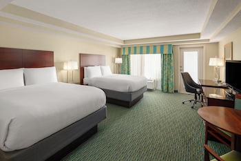 Premium Room, 2 Queen Beds, Balcony, Pool View