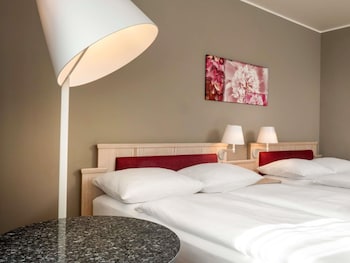 Classic Twin Room, 2 Twin Beds (Room&Bathroom renovation in 2020)