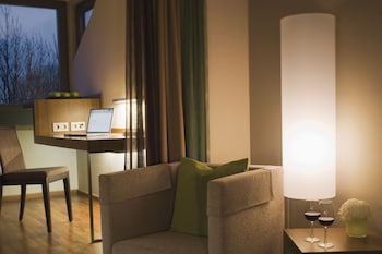 Premium Room, 1 King Bed