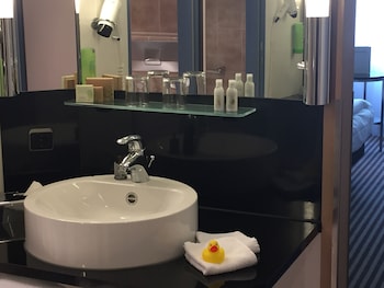 Classic Twin Room, 2 Twin Beds (Room&Bathroom renovation in 2020)