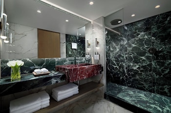 Classic Room, 2 Twin Beds (Acropolis View)