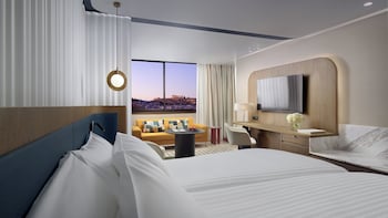 Classic Room, 2 Twin Beds (Acropolis View)