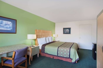 Room, 2 Queen Beds, Smoking
