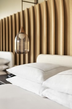 Grand Room, 2 Queen Beds, Ocean View (Palace Grand, Newly Renovated)
