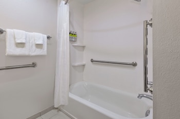 Standard Room, 2 Double Beds