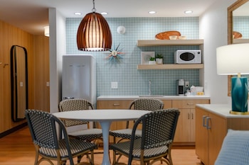 Suite, 2 Queen Beds (Signature Family, Concept)