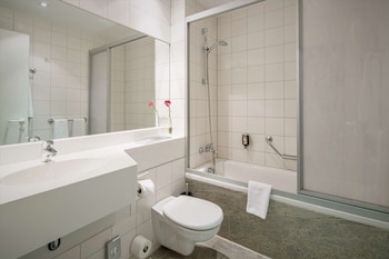 Comfort Room, 1 Double Bed (Cozy Sitting Corner;Oversized Room)