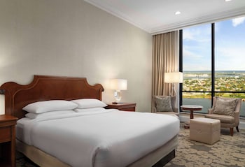Riverside King Room - Riverfront