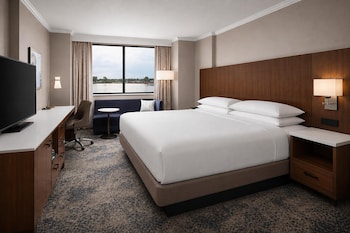 Riverside King Room - Riverfront