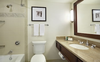 Standard Room, 2 Queen Beds, River View