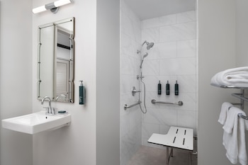 Room, 2 Queen Beds, Mobility Accessible (Roll-In Shower)