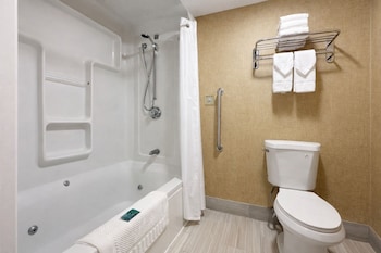 Deluxe Room, Two Queen Beds