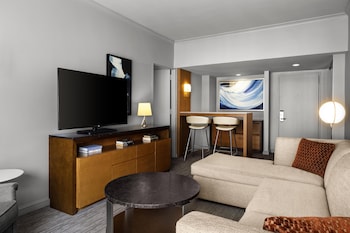 Family Suite, Multiple Beds, Hearing Accessible (Hearing)
