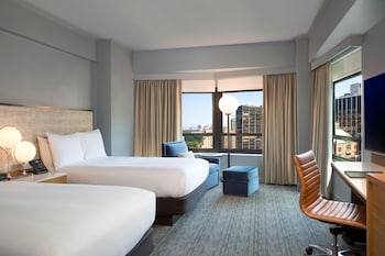 Family Room, Multiple Beds, City View