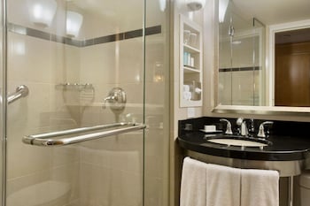 Premier Room, 2 Double Beds, Corner