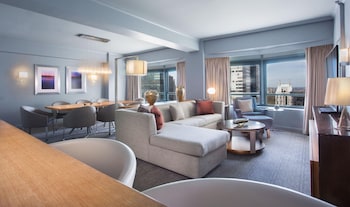 Presidential Suite, 1 King Bed with Sofa bed, Mobility Accessible