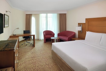 Premier Room, 1 King Bed with Sofa bed