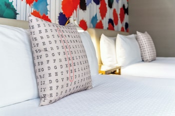 Room, City View (Boulevard, 2 Queen)
