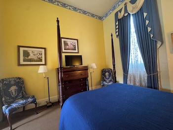 Room, 1 Queen Bed (Stephen Duncan)