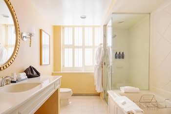 Room, 2 Queen Beds (Heritage)
