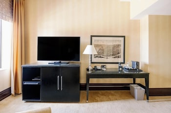 Deluxe Room, 1 King Bed