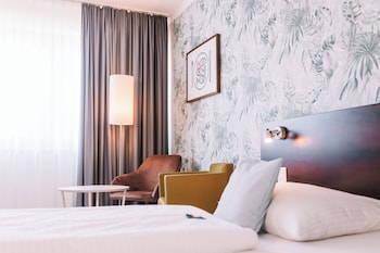 Comfort Room, 1 Queen Bed (Cozy Sitting Corner)