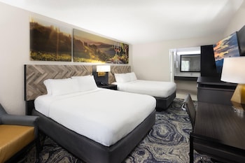 Standard Room, 2 Queen Beds, Non Smoking