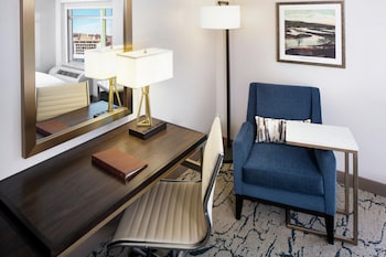 Suite, 1 King Bed, Accessible, Microwave (Roll-In Shower)