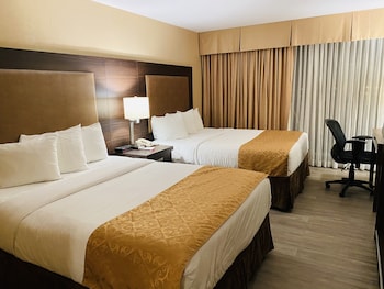 Room, 2 Queen Beds, Non Smoking, View (City View)