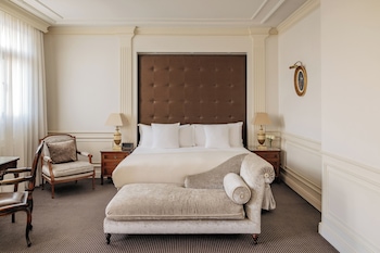 Suite, 2 Bedrooms (Red Level Master)