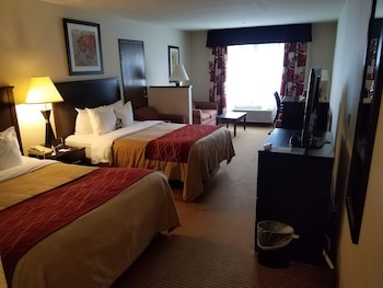 Suite, 2 Queen Beds, Non Smoking