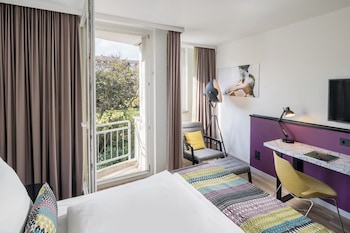 Standard Room, 1 Double Bed, Garden View