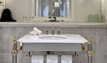 Suite, 1 Bedroom (High Floor)