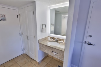 Room, 2 Queen Beds (First Floor)