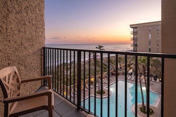 Studio, 1 King Bed (Bahama, Partial View)