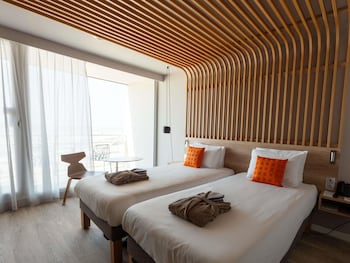 Superior Room, 1 Queen Bed, Sea View