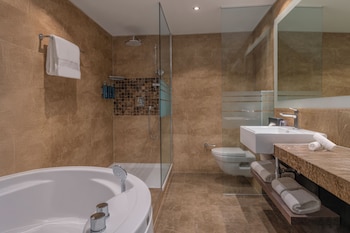 King Junior Suite with Terrace