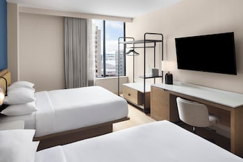 Room, 2 Queen Beds, Non Smoking (Hearing Accessible)