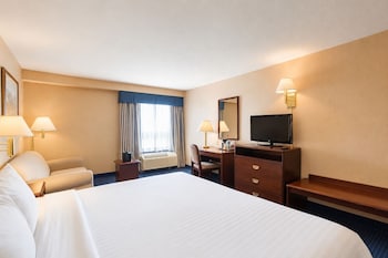Room, 1 King Bed, Non Smoking (Spacious Room)