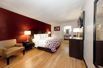 Deluxe Room, 1 King Bed, Smoking