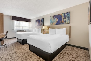 Standard Room, 2 Queen Beds, Non Smoking, Refrigerator & Microwave (Walk-in Shower)
