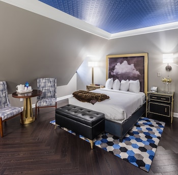 Deluxe Room, 1 Queen Bed