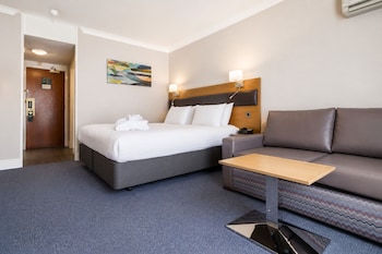Premium Room, 1 King Bed