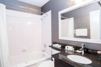 Standard Room, 2 Double Beds