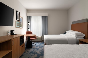 Room, 2 Queen Beds, Microwave