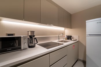 Suite, 1 Double Bed, Kitchenette